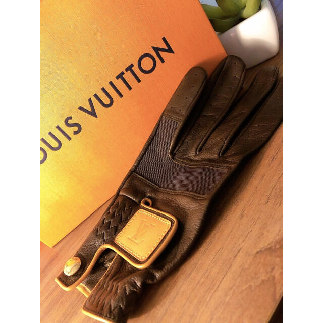 LOUIS VUITTON(ルイヴィトン)のLouis Vuitton ゴルフグローブ ルイ・ヴィトン Mサイズ レディースのアクセサリー(その他)の商品写真