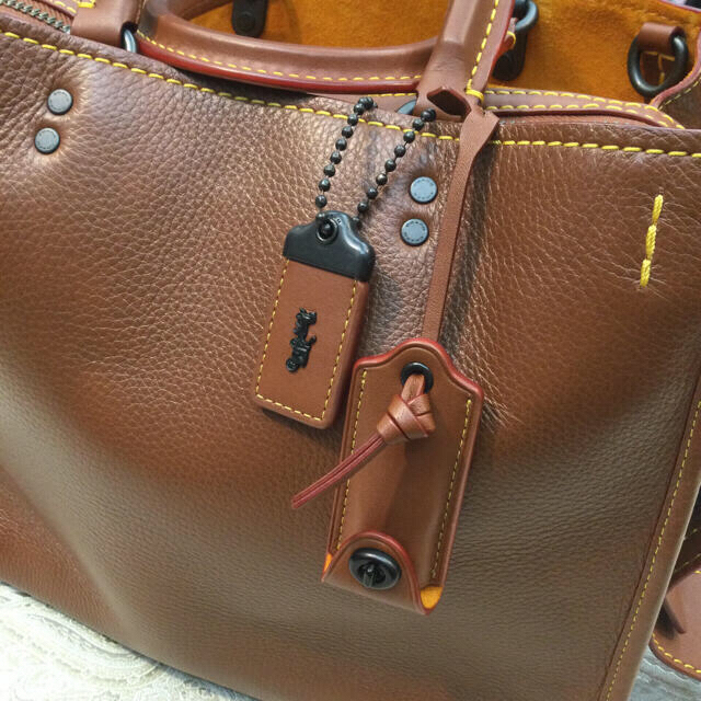 💓　COACH コーチ　1941 コレクションローグ31 ⭐︎ 2ウェイ レディースのバッグ(トートバッグ)の商品写真