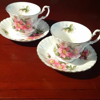 ロイヤルアルバート(ROYAL ALBERT)のカップ＆ソーサー(食器)