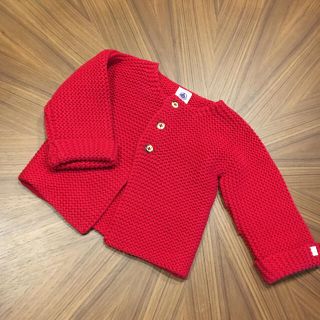 プチバトー(PETIT BATEAU)のプチバトー　ガーター編み　ニット　カーディガン　赤　74cm(カーディガン/ボレロ)