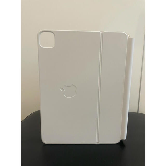 Apple(アップル)の極美品 iPad Pro 11インチMagic Keyboard ホワイト スマホ/家電/カメラのPC/タブレット(PC周辺機器)の商品写真