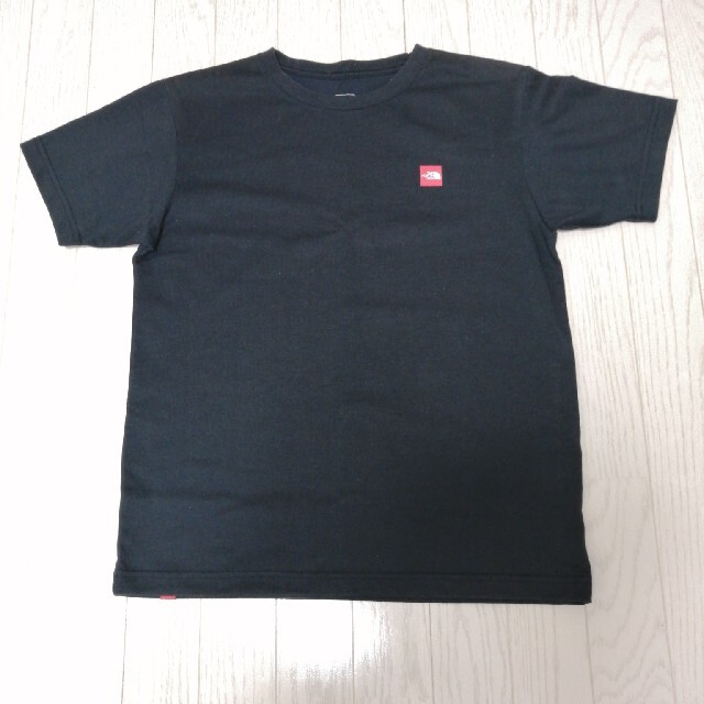 THE NORTH FACE(ザノースフェイス)のノースフェイス　半袖Tシャツ　Sサイズ　色違い2枚セット　NORTH FACE メンズのトップス(Tシャツ/カットソー(半袖/袖なし))の商品写真