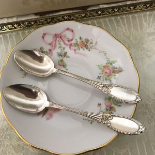 アビランド(Haviland)の2本セット！フランスビンテージ　リボンが可愛い🎀ティースプーン　モノグラム入り(カトラリー/箸)