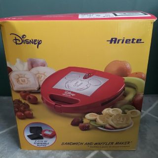 ディズニー(Disney)のデロンギ　アリエテ　ディズニー　ワッフルメーカー(調理道具/製菓道具)