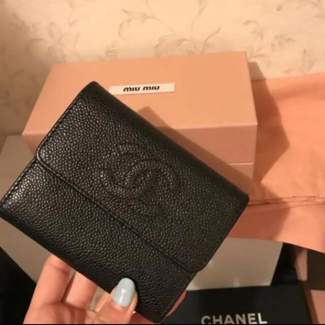 Chanelシャネル　折り財布