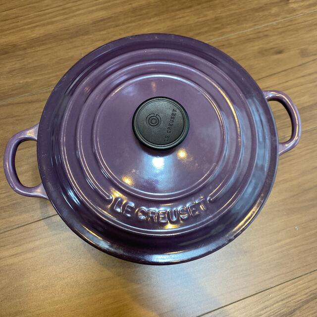 LE CREUSET(ルクルーゼ)のル・クルーゼ　鍋　20 インテリア/住まい/日用品のキッチン/食器(鍋/フライパン)の商品写真