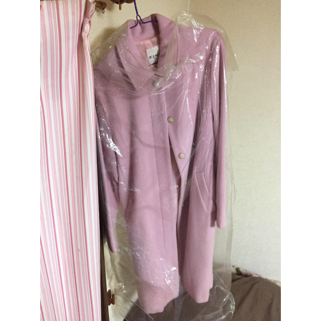 ピンク ロングコート 着画あり レディースのジャケット/アウター(ロングコート)の商品写真