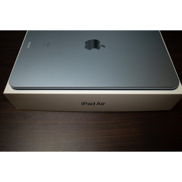 iPad(アイパッド)のiPad Air 4 Wi-Fi 64GB スカイブルー 美品 保証あり スマホ/家電/カメラのPC/タブレット(タブレット)の商品写真