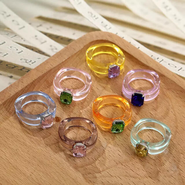 ✴︎在庫一点のみ✴︎アクリルストーンリング　ビジュー　レトロ　ブルー×ピンク レディースのアクセサリー(リング(指輪))の商品写真