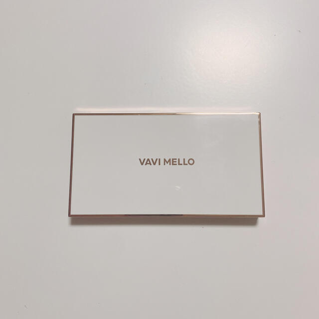 dholic(ディーホリック)の【値下げ】VAVI MELLO バレンタインボックス  12g コスメ/美容のベースメイク/化粧品(アイシャドウ)の商品写真