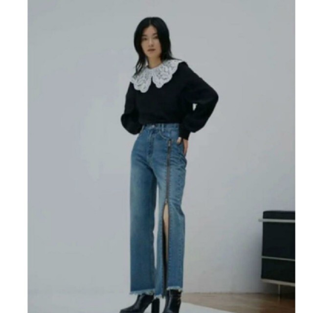 Ameri VINTAGE(アメリヴィンテージ)のアメリ　Ameri Zipper straight denim レディースのパンツ(デニム/ジーンズ)の商品写真