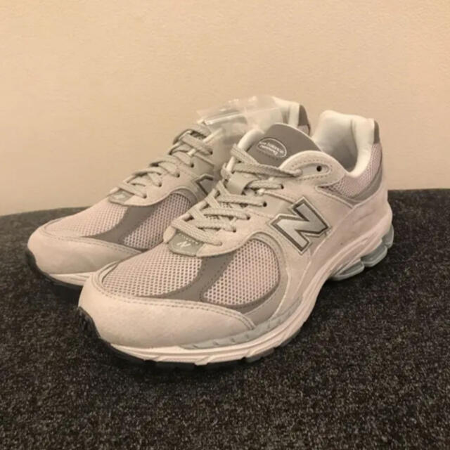 新品NEW BALANCE ML2002R0グレー　GRAY27.5cmadidas