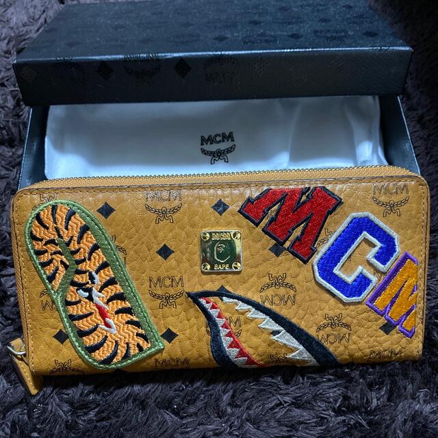 BAPE MCM コラボ財布