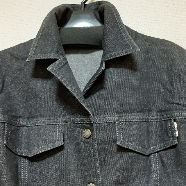 BURBERRY(バーバリー)のBURBERRY-London　デニム(ストレッチ)サイズ15(M～L)　値下げ レディースのジャケット/アウター(Gジャン/デニムジャケット)の商品写真