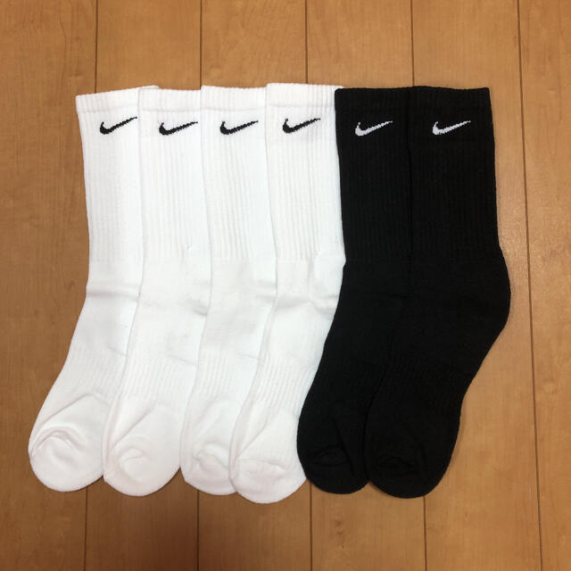 NIKE(ナイキ)の☆ナイキ NIKE 3Pソックス　23〜25cm レディースのレッグウェア(ソックス)の商品写真