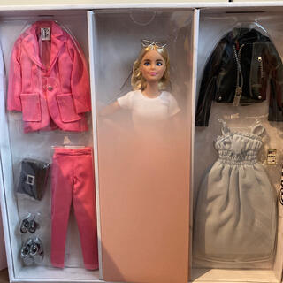 バービー(Barbie)のマテル　バービー  barbie(ぬいぐるみ/人形)