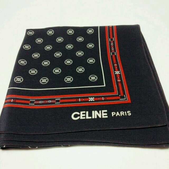 celine(セリーヌ)の〔未使用〕CELINEヴィンテージ スカーフ♡ レディースのファッション小物(バンダナ/スカーフ)の商品写真