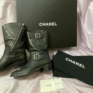 シャネル(CHANEL)の【りりい様専用】シャネルCHANEL★エンジニアブーツ  ハーフブーツ  37(ブーツ)