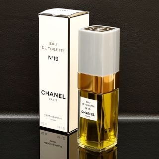 シャネル(CHANEL)の【新品未使用】シャネル N°19 オードゥ トワレット 100ml シャネル香水(香水(女性用))