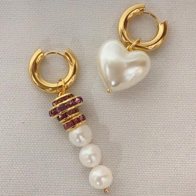 チャーム  ピアス　☺︎ ♡ レディースのアクセサリー(ピアス)の商品写真