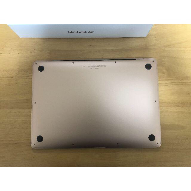 ほぼ新品☆ MacBook Air 2020　ゴールド　USBドッグ付き！！ スマホ/家電/カメラのPC/タブレット(ノートPC)の商品写真