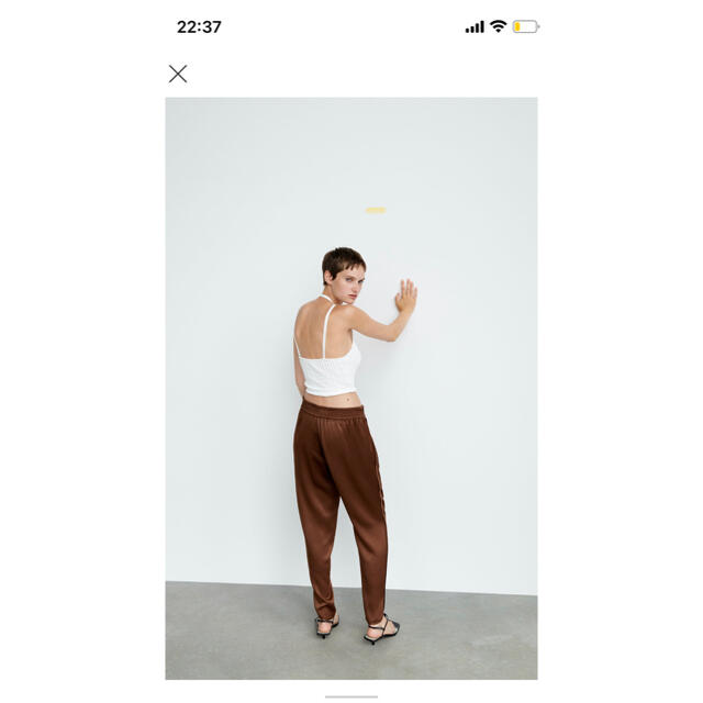 ZARA(ザラ)のzara サテンスリットパンツ レディースのパンツ(その他)の商品写真