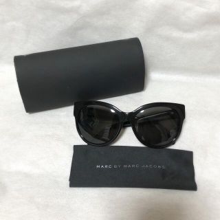 マークバイマークジェイコブス(MARC BY MARC JACOBS)のMARC BY MARC JACOBS サングラス　ダークグレー(サングラス/メガネ)