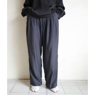 stein CUPRO WIDE TROUSERS・BLACK(スラックス)