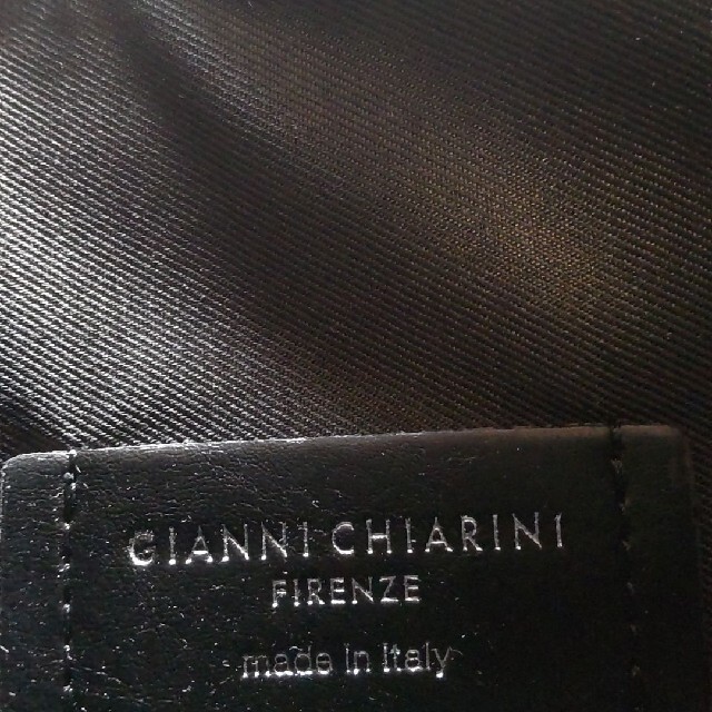 【未使用】ジャンニキャリーニ　ポーチ レディースのバッグ(クラッチバッグ)の商品写真