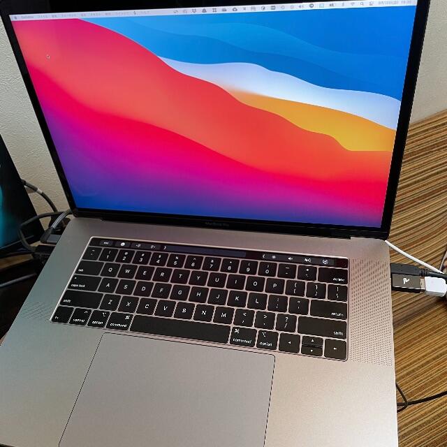 Apple - MacBook Pro (15インチ）2019 i9 8コア USキーボード