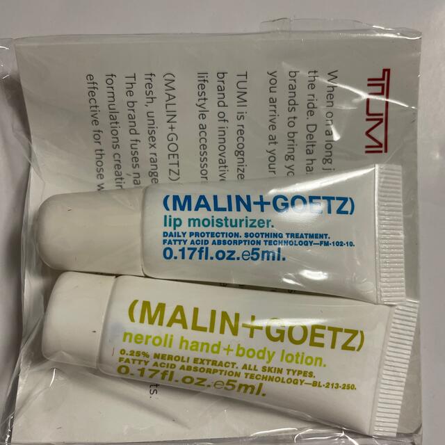 【新品未使用】TUMI リップクリーム5mlとハンド＆ボディローション5ml コスメ/美容のスキンケア/基礎化粧品(リップケア/リップクリーム)の商品写真