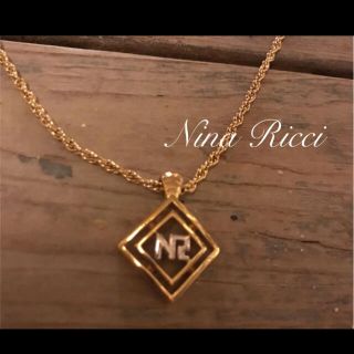 ニナリッチ(NINA RICCI)のNINA RICCI NR ロゴ スクエア モチーフ ネックレス ペンダント(ネックレス)