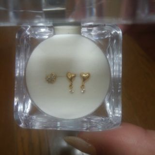 ジュエリーツツミ(JEWELRY TSUTSUMI)のハート　ピアス　18K+10K YG(ピアス)