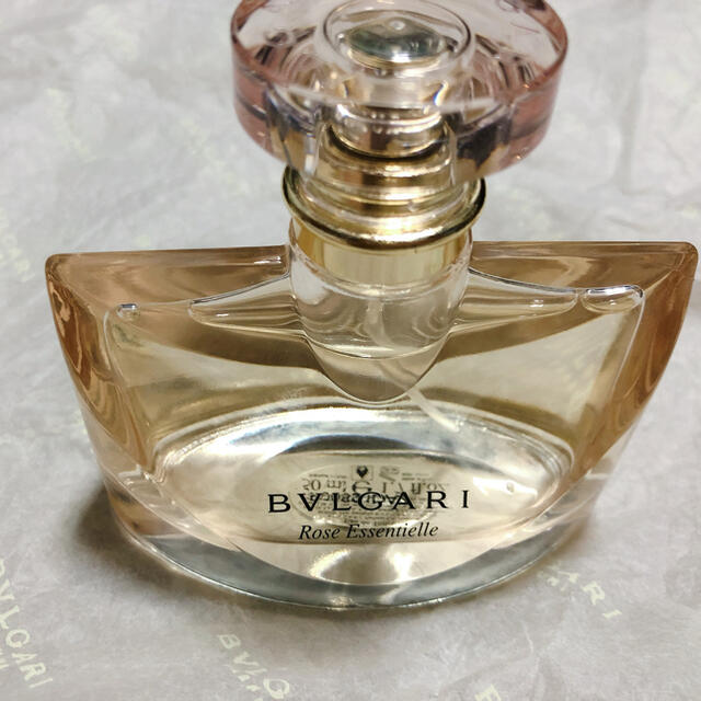 BVLGARI(ブルガリ)のブルガリ ローズ エッセンシャル　ロゼ　オードトワレ　未開封　50ml  コスメ/美容の香水(香水(女性用))の商品写真