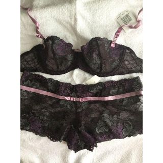 シモーヌペレール(Simone Perele)のAUBADEオーバドゥSOLEIL D’AUTOMNE 70C/2難あり(ブラ&ショーツセット)