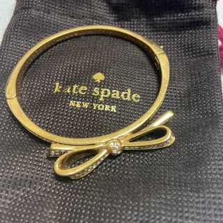 ケイトスペードニューヨーク(kate spade new york)のkate spade♠︎リボンバングル(ブレスレット/バングル)