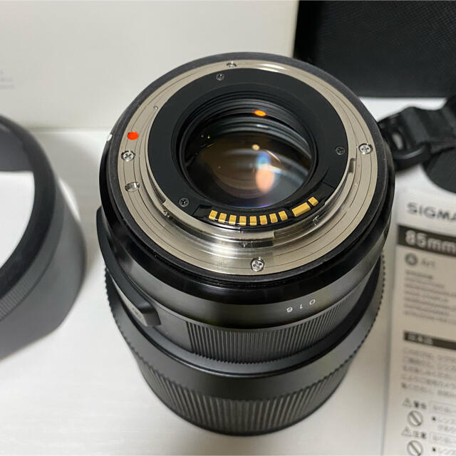 SIGMA(シグマ)のSIGMA 85mm F1.4 DG Art Canon用 EFレンズ スマホ/家電/カメラのカメラ(レンズ(単焦点))の商品写真