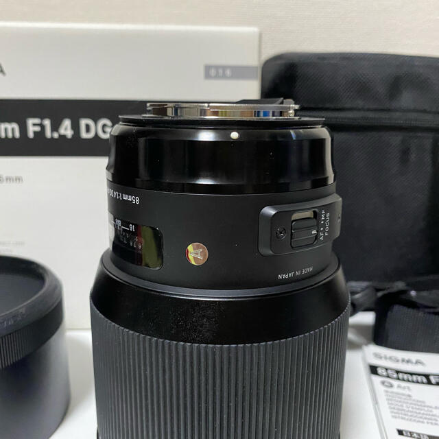 SIGMA(シグマ)のSIGMA 85mm F1.4 DG Art Canon用 EFレンズ スマホ/家電/カメラのカメラ(レンズ(単焦点))の商品写真