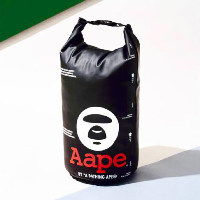 A BATHING APE(アベイシングエイプ)のAape BY A BATHING APE ♥ 防水バッグ 防水収納バッグ メンズのバッグ(その他)の商品写真