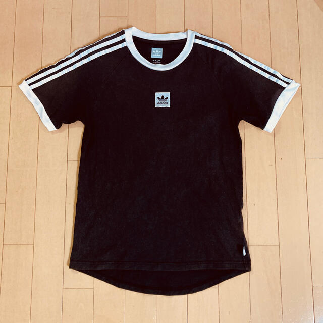 adidas(アディダス)のadidas originals 黒T メンズxs メンズのトップス(Tシャツ/カットソー(半袖/袖なし))の商品写真