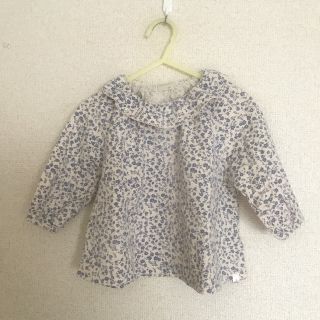 フタフタ(futafuta)のtete a tete  テータテート　小花柄シャツ(シャツ/カットソー)