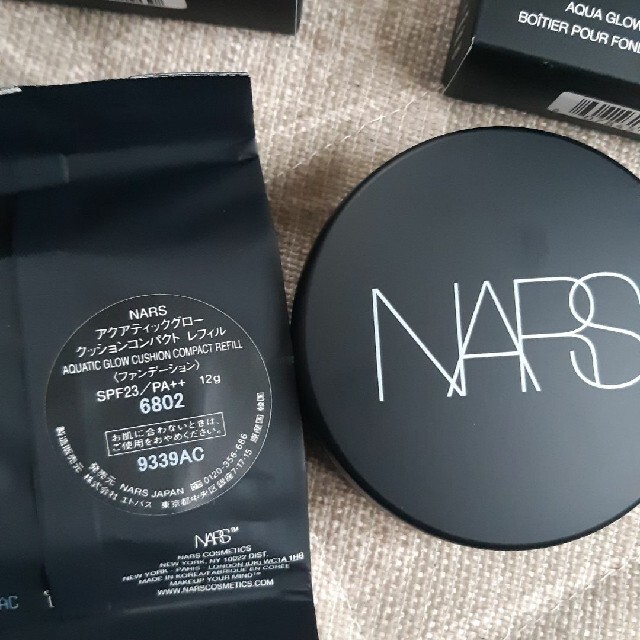 NARS(ナーズ)のNARS　アクアティックグロークッションコンパクト コスメ/美容のベースメイク/化粧品(ファンデーション)の商品写真