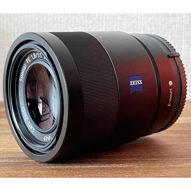 SONY(ソニー)のカルガモさん専用 T* FE 55mm F1.8 ZA SEL55F18Z スマホ/家電/カメラのカメラ(レンズ(単焦点))の商品写真