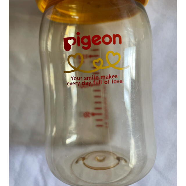 Pigeon(ピジョン)のPigeon ピジョン 哺乳瓶 母乳実感 160ml キッズ/ベビー/マタニティの授乳/お食事用品(哺乳ビン)の商品写真