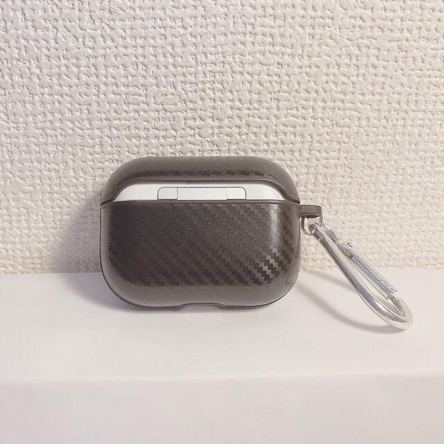 AirPods Pro エアポッズプロ ケース　カーボン年末値下げします スマホ/家電/カメラのオーディオ機器(ヘッドフォン/イヤフォン)の商品写真