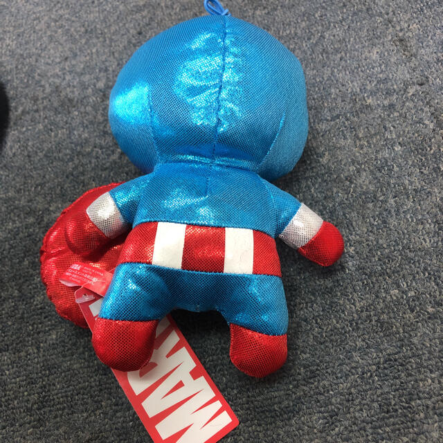 新品☆MARVEL☆キャプテン・アメリカ☆メタリック生地ぬいぐるみ 新品☆MARVEL☆キャプテン・アメリカ☆メタリック生地ぬいぐるみ
