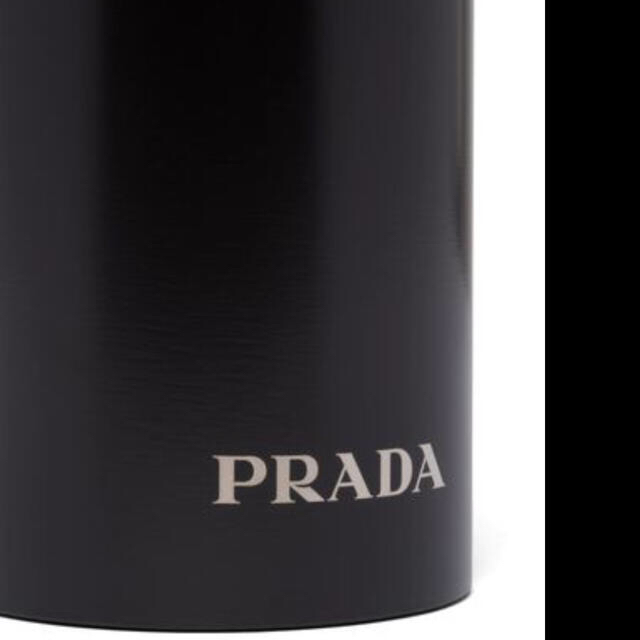 PRADA(プラダ)のプラダ水筒新品　　本物です。タイムセール中24時間 キッズ/ベビー/マタニティの授乳/お食事用品(水筒)の商品写真