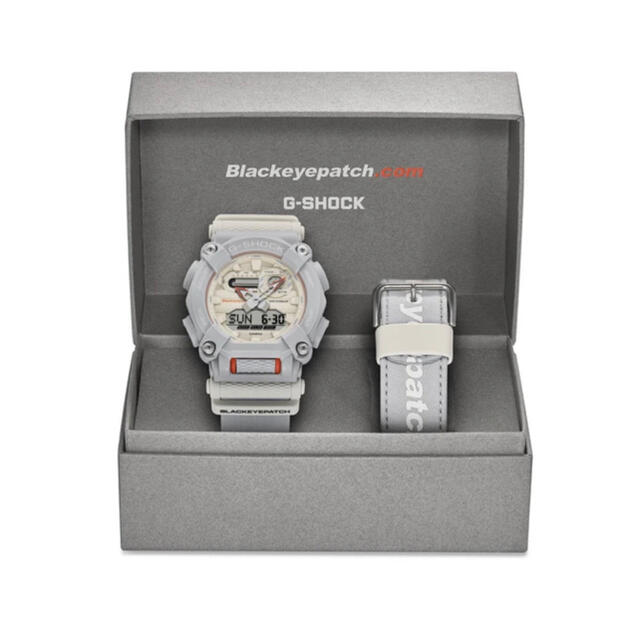 G-SHOCK(ジーショック)のBlackEyePatch x G-SHOCK GA-900BEP 新品送料込 メンズの時計(腕時計(デジタル))の商品写真
