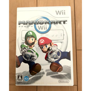 ウィー(Wii)のマリオカート (Wiiハンドル2個付き)(家庭用ゲームソフト)