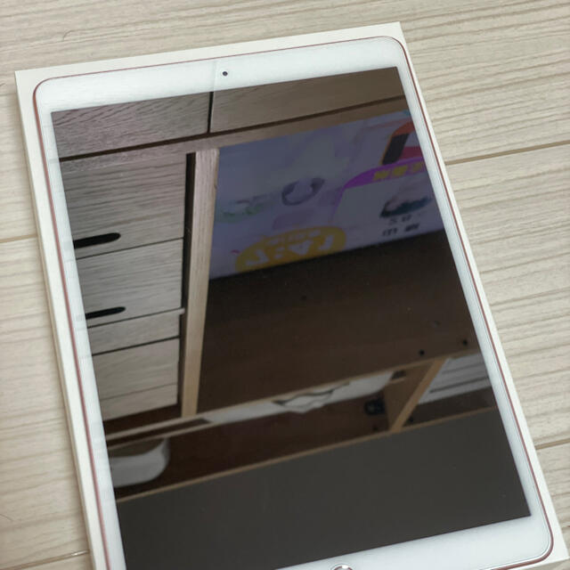 Apple(アップル)の【にな様専用】Apple iPad Pro 10.5 Wi-Fi 64GB  スマホ/家電/カメラのPC/タブレット(タブレット)の商品写真
